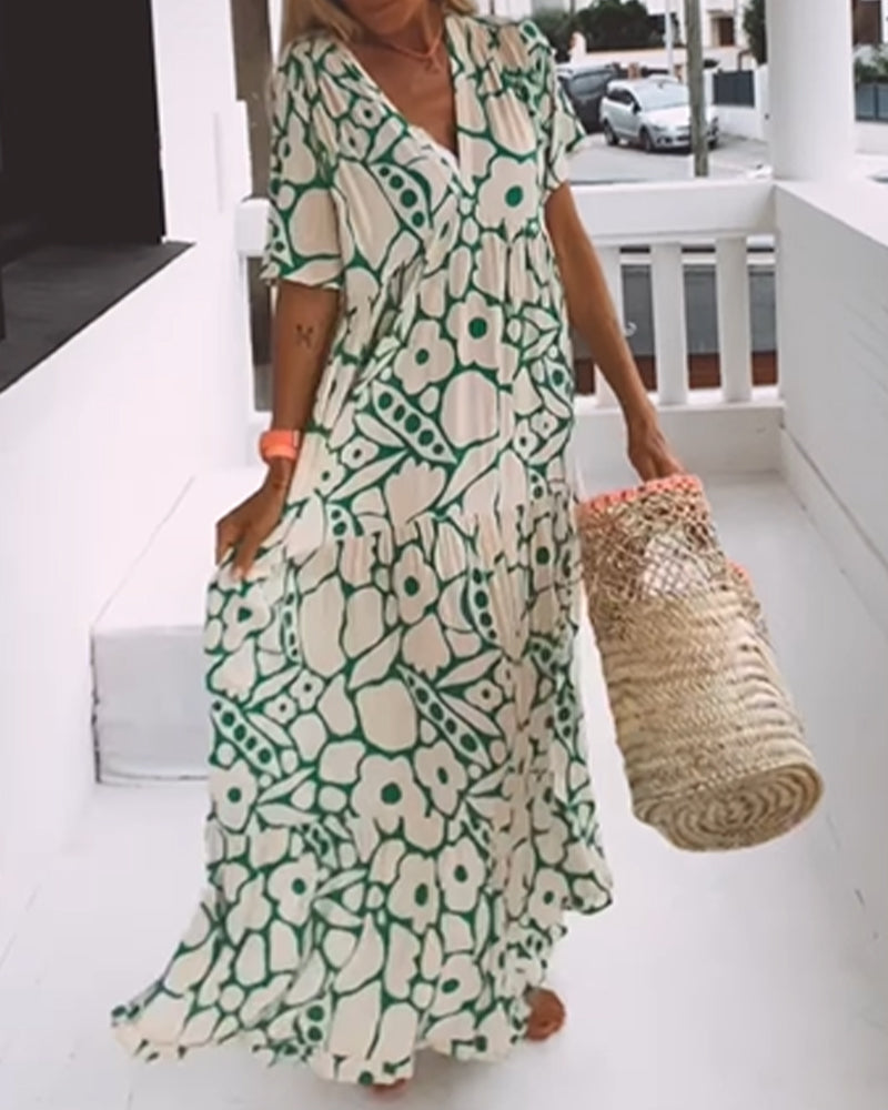 HavenHills | Loose dress with V-neck and print