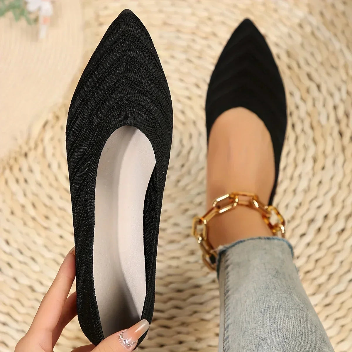 Livia | Pointed Ballet Flats