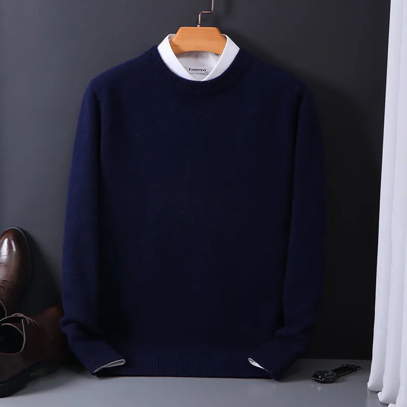 James | Classic Sweater