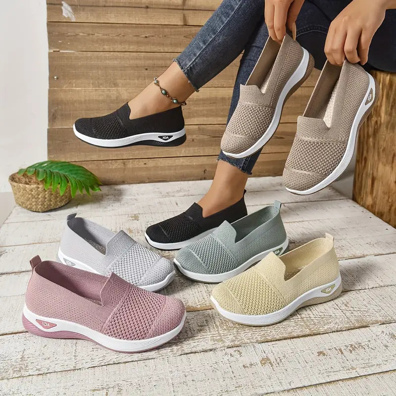 Lira | Orthopaedic walking shoes with arch support