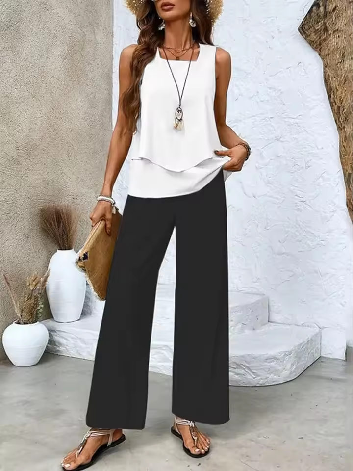 Isabella - Two-piece set with matching top and pants