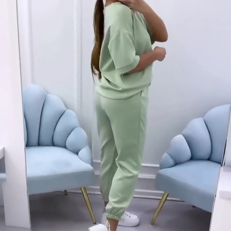 Haven Hills - Stylish Two-Piece Set with Short Sleeves