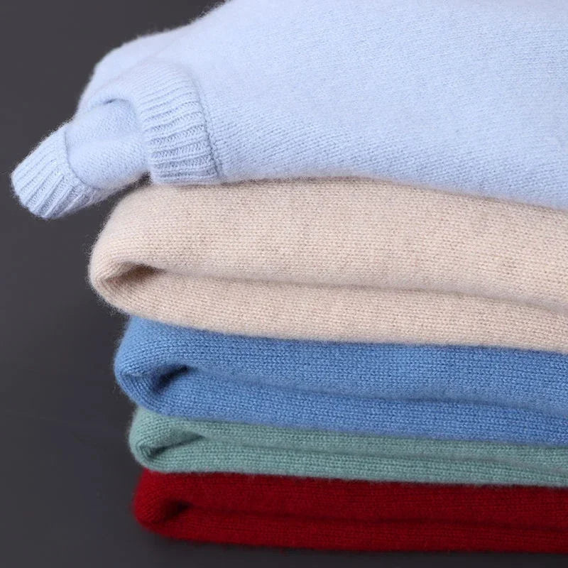 James | Classic Sweater