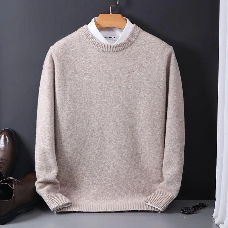 James | Classic Sweater