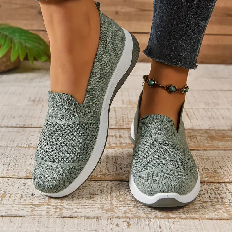 Lira | Orthopaedic walking shoes with arch support