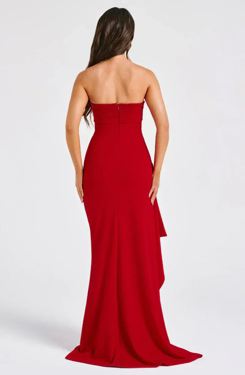 Nevena – Elegant Maxi Dress with Sophistication and Charm