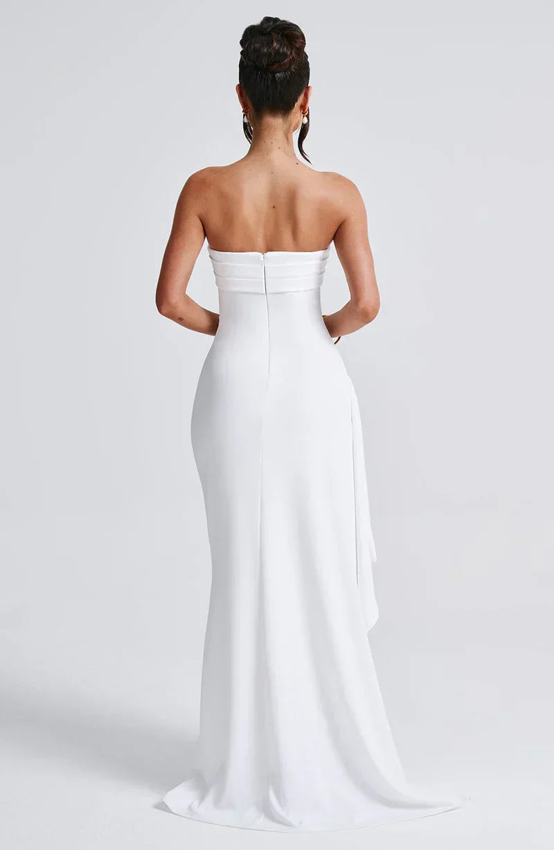 Nevena – Elegant Maxi Dress with Sophistication and Charm